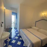 Maria Luisa Otel
