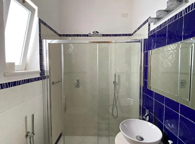 Maria Luisa Готель